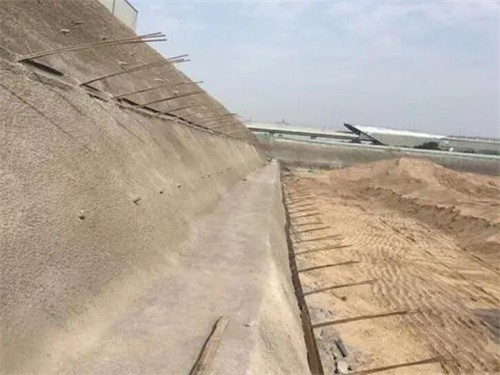 什邡河道边坡加固